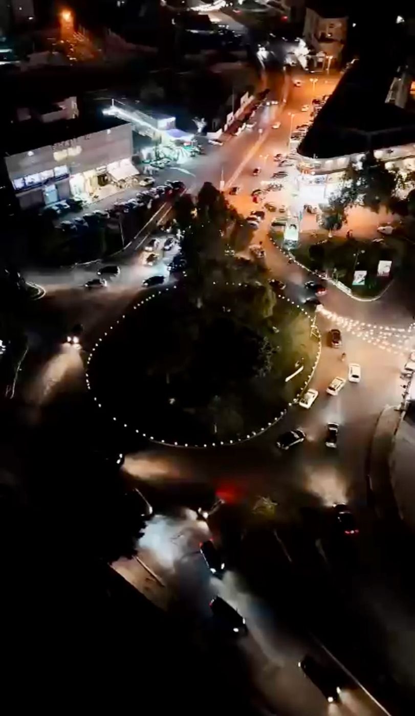 1000086853