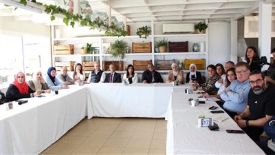 مؤسسة الحريري بالشراكة مع 