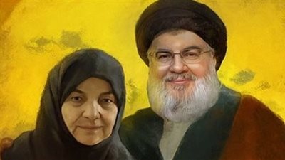 من داخل المستشفى... إليكم الفيديو التالي للسيد نصرالله قرب والدته قبل وفاتها