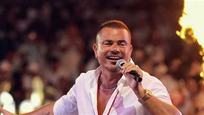 بعد ساعة فقط من طرحها.. نفاد تذاكر حفل عمرو دياب في بيروت!