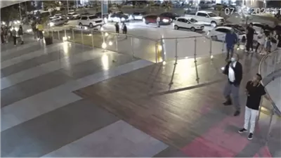 حفل موسيقي تحول الى مأساة.. قتلى وجرحى سقطوا من الطابق الثالث