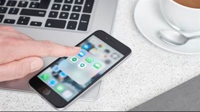 بيانات هواتفنا لدى إسرائيل: خطر أمني واختراقات عميقة