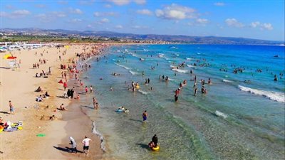 شبح الحرب لا يثني اللبنانيين عن الاستجمام... جنوباً