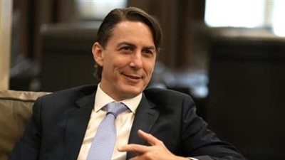 ماذا وراء زيارة هوكستين إلى باريس؟