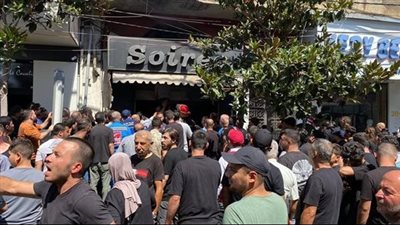 فتاة قضت اختناقا جراء حريق في محل للالبسة وسط السوق التجاري بالنبطية