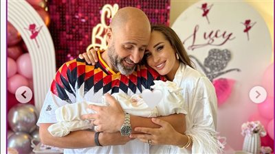  مايا نعمة ترزق بطفلتها... الصور الاولى 