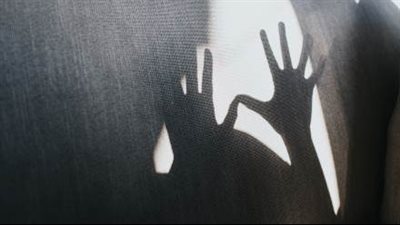 الحكم بـ68 عاماً أشغالاً شاقة على مغتصب أطفاله الثلاثة