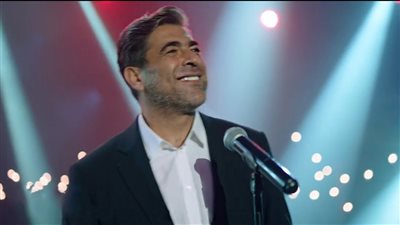 في مشهد غير مألوف.. هذا ما حصل مع وائل كفوري على مسرح قرطاج