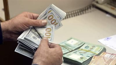 بين القطاع الخاص والموظفين والضمان: 