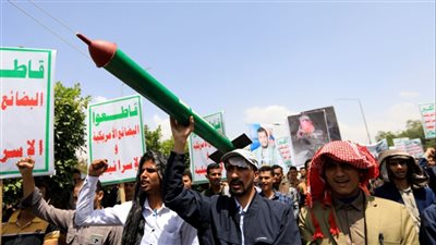 صنعاء تعلن الحداد وتستنفر... الحوثي: لن نألو جهداً للانتقام