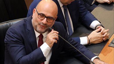  الخارجون من التيار: نهاية المستقبل السياسي؟ 