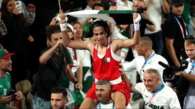 أسكتت كل الأصوّات وتُوّجت بالذهب.. إيمان خليف تدخل 