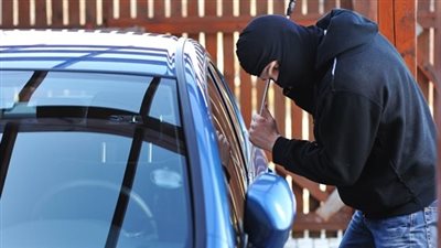 سرقه سيارة المواطن نزيه عساف في محله البستان الكبير - صيدا 