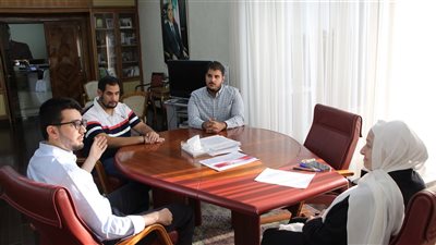 بهية الحريري تلتقي وفداً من 