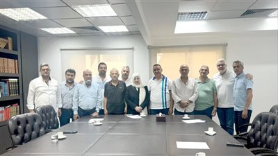 بهية الحريري تلتقي وفداً من عمال وموظفي 