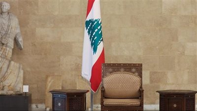 باريس...على اللبنانيين تشغيل عقلهم السياسي لانتخاب رئيس وعدم الاعتماد على 