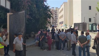 اكثر من اربعة الاف نازح إلى صيدا ومراكز الايواء امتلأت وتوجه لفتح بعض كليات الجامعة اللبنانية لاستيعاب المزيد من النازحين !!