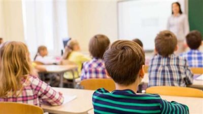 400 ألف تلميذ لا يستطيعون العودة للتعلّم: لماذا لا تفرض وزارة التربية حسماً على الاقساط؟