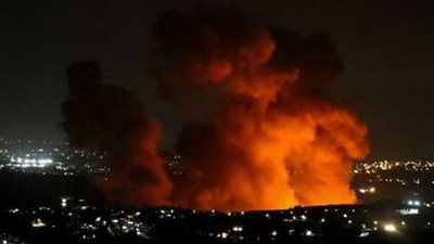 غارات ليلًا... واتصالات مشبوهة