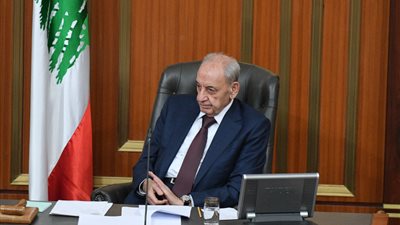 الرئيس بري: يحكوا أد ما بدن الحكي ببلاش.. الجلسة في موعدها في 9 كانون الثاني