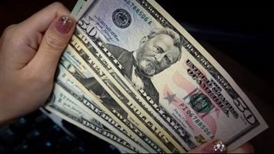 أوراق مزورة من فئة 50 دولاراً في لبنان.. كيف نتجنّبها؟