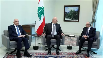 لقاء رئاسي ثلاثي في قصر بعبدا (صور وفيديو)