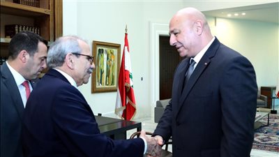 التغيير يطال شكل الحكومة: عقدة الثنائي الى الحل ولا تمثيل للحزبيين أو ثلث ضامن لأحد