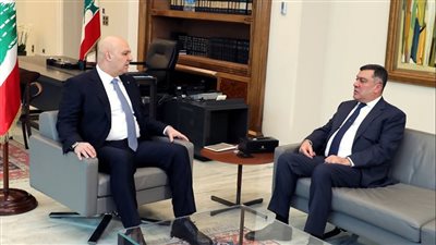 رئيس الجمهورية يستقبل الحوت لبحث أوضاع شركة طيران الشرق الأوسط