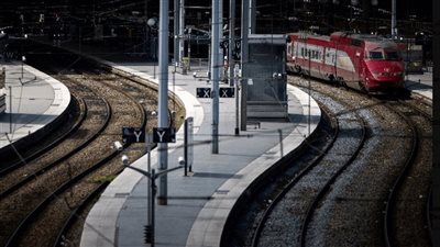 قنبلة من الحرب العالمية الثانية تشل محطة قطارات باريسية