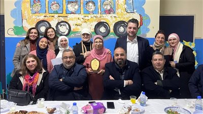 بهية الحريري رعت إفطاراً نظمته صباح درزي لتلامذة المدرسة اللبنانية الكويتية الرسمية