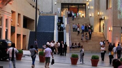 أسواقُ لبنان تنتعش... وأسواق وسط بيروت تنتفض