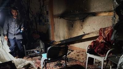 أحدهم قد تفحم جسده.. الاحتلال يستهدف خيمة للصحفيين في خانيونس