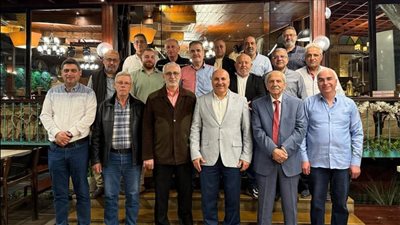 لقاء تشاوري بين نادر عزام ومخاتير صيدا لبحث سبل إنماء المدينة