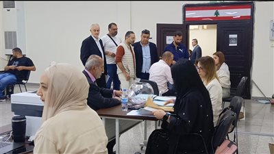 محافظ الجنوب جال متفقدا سير عملية الترشح البلدي والاختياري وإقبال كثيف على التسجيل