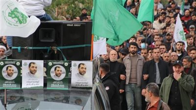 عباس إلى بيروت في 21 أيار للحوار... والدولة تحذّر 