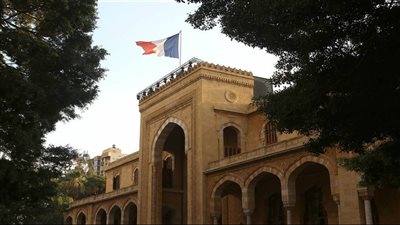 إجتماع عربي وغربي موسّع في قصر الصنوبر