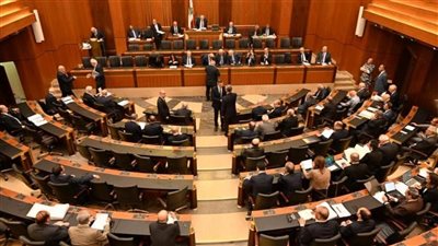 بند التعويضات يفجر الجلسة وتساؤلات عن 