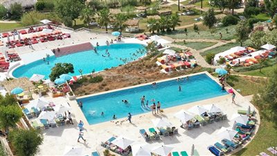 موسم المسابح بدأ... إستثمار يشغّل 40 قطاع ويوظّف 1500 شاب!