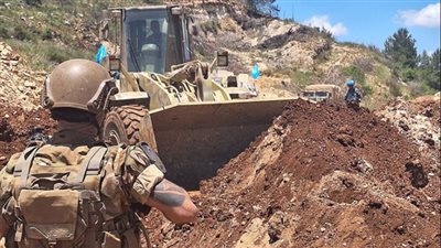 هل تقود إسرائيل لبنان إلى حرب بلا جبهة؟