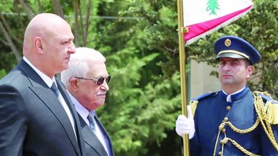 طلب فلسطيني بالتمهُّل في جمع السلاح.. وخلاف أعاق تنفيذ المرحلة الأولى