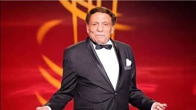 عائلة عادل إمام تنشر صورة لـ