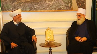 بيان مشترك بين شيخ العقل ومفتي الجمهورية: لنمنع تأجيج التوتر المذهبي!