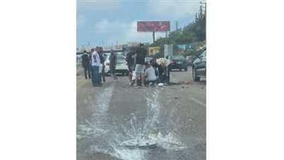 إصابتان في تصادم بين سيارات في الصرفند (صورة)