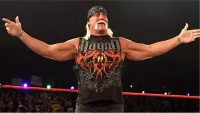 وفاة أسطورة المصارعة هالك هوغان عن عمر يناهز 71 عامًا