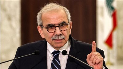 نواف سلام: اللقاء مع ماكرون كان ايجابياً والتجديد لليونيفيل سيتم في نهاية آب