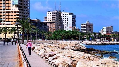 القبّة الحرارية تفرض سيطرتها على لبنان... الحرارة إلى 43 وما ينتظركم لا يُستهان به!