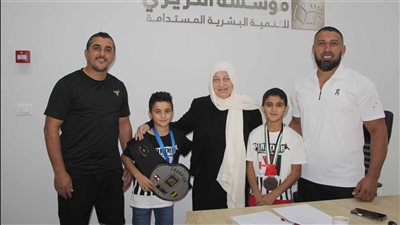 بهية الحريري باركت للبطلين آدم وأمير أحمد السن احرازهما المركزين الثالث والخامس في بطولة العالم للفنون القتالية المختلطة 'MMA'