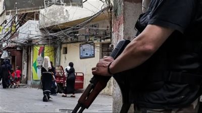 الفصائل الفلسطينية: الحديث عن تسليم السلاح داخل المخيّمات عار من الصحة