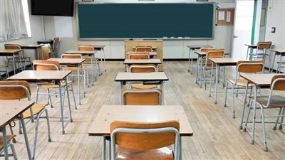 أربعة أيام وأقساط متصاعدة: التعليم في لبنان بين لعبة ماليّة وتراجع المستوى