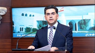 مكتب وزير الإعلام يأسف لما بلغه من تصريح صدر عن أحد الموفدين الأجانب تجاه مندوبي وسائل الإعلام في القصر الجمهوري